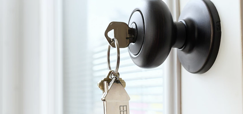 Bifold Door Knob Replacement in Grover Beach, California